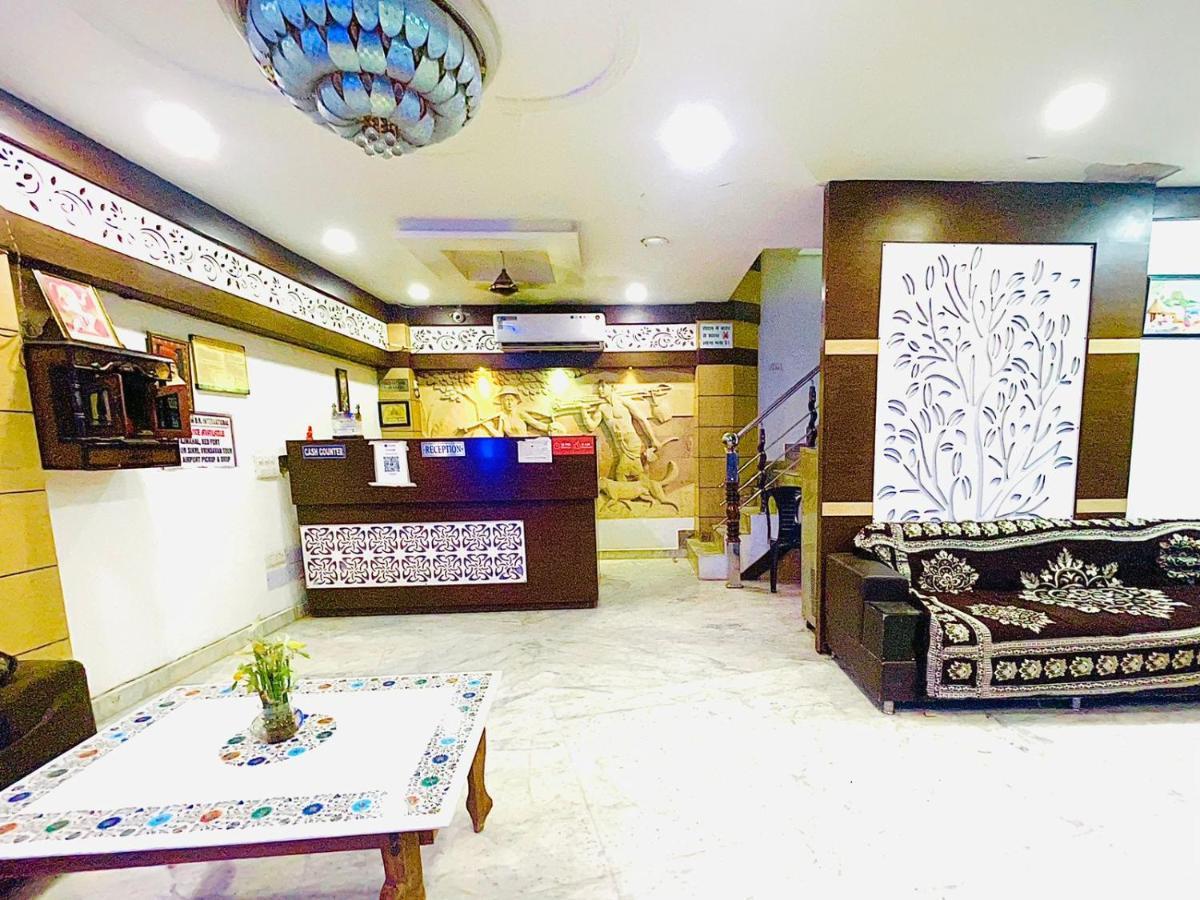 Blue Rose International, Family Hotel อัครา ภายนอก รูปภาพ