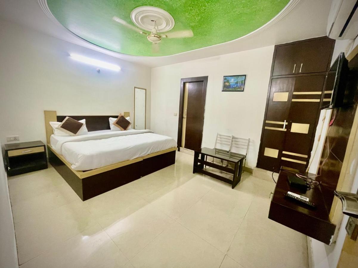 Blue Rose International, Family Hotel อัครา ภายนอก รูปภาพ